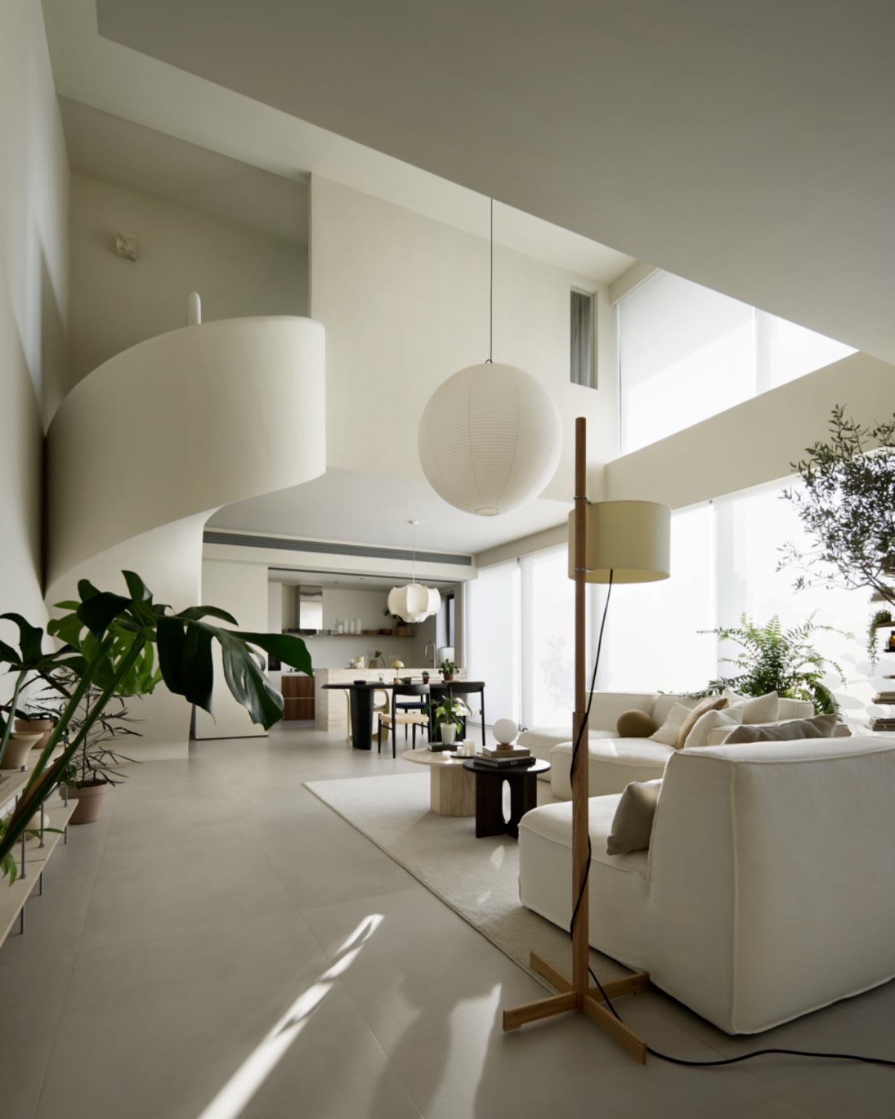 The Fluid Aesthetic: Making the Dining Table the Soul of the Home