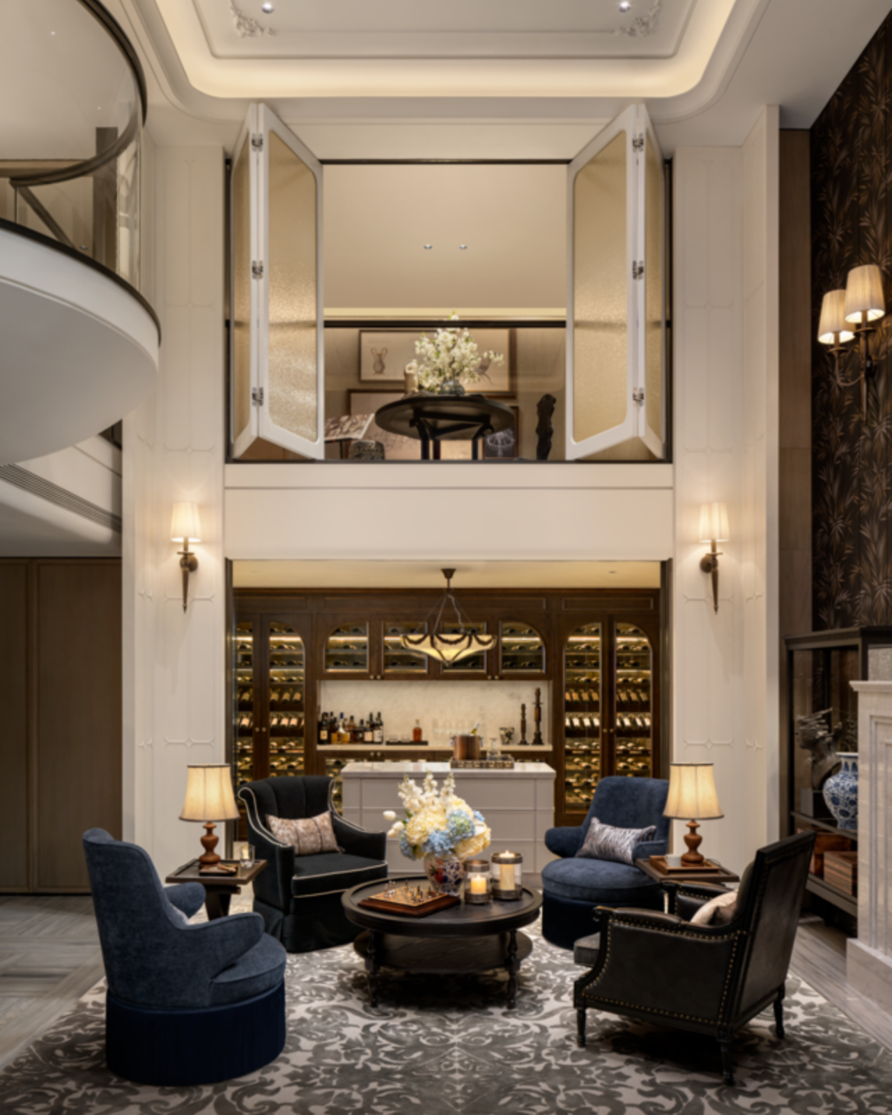 A Refined Everyday Life by the Lakeside