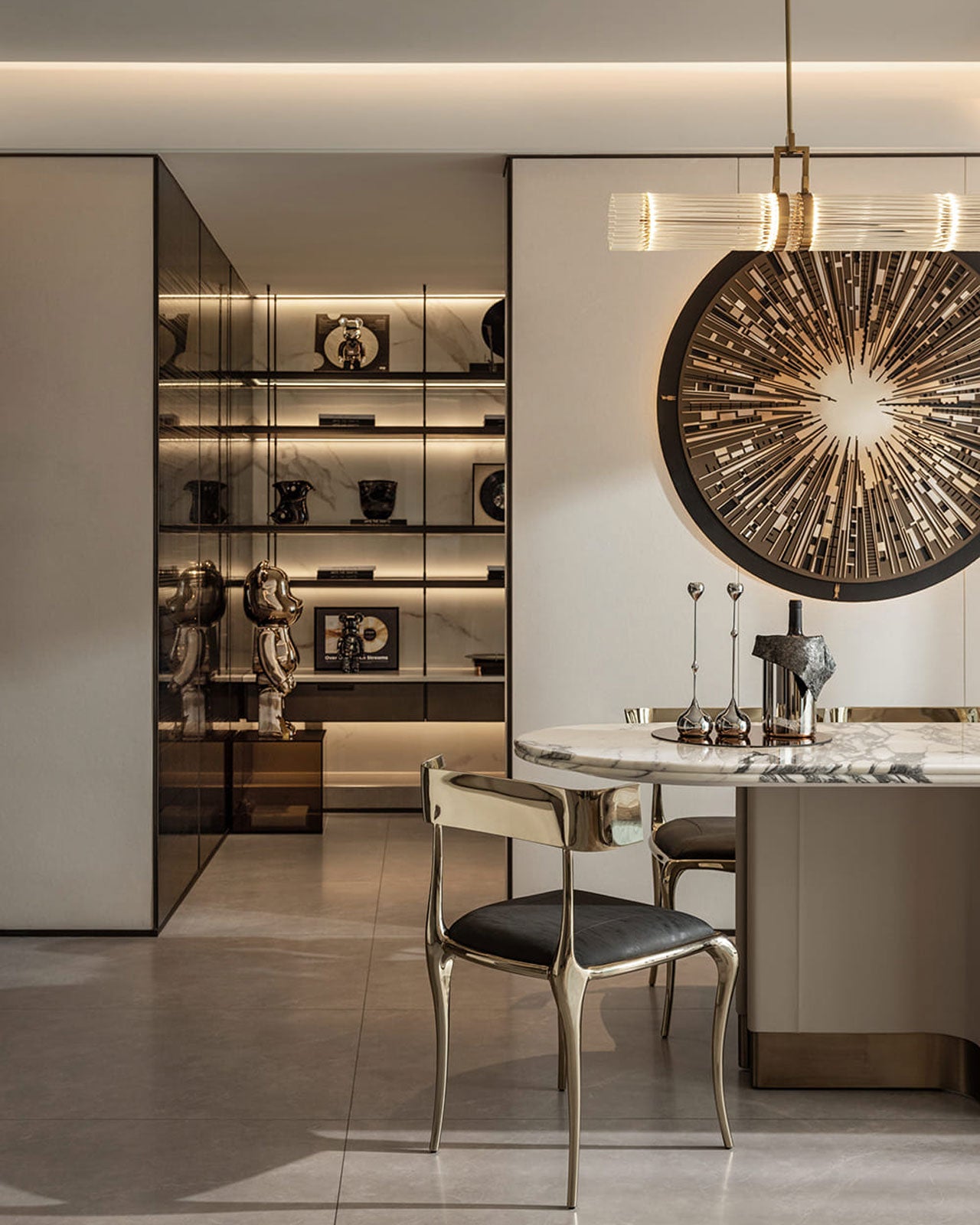 Gold Metal Chairs: A Touch of Elegance