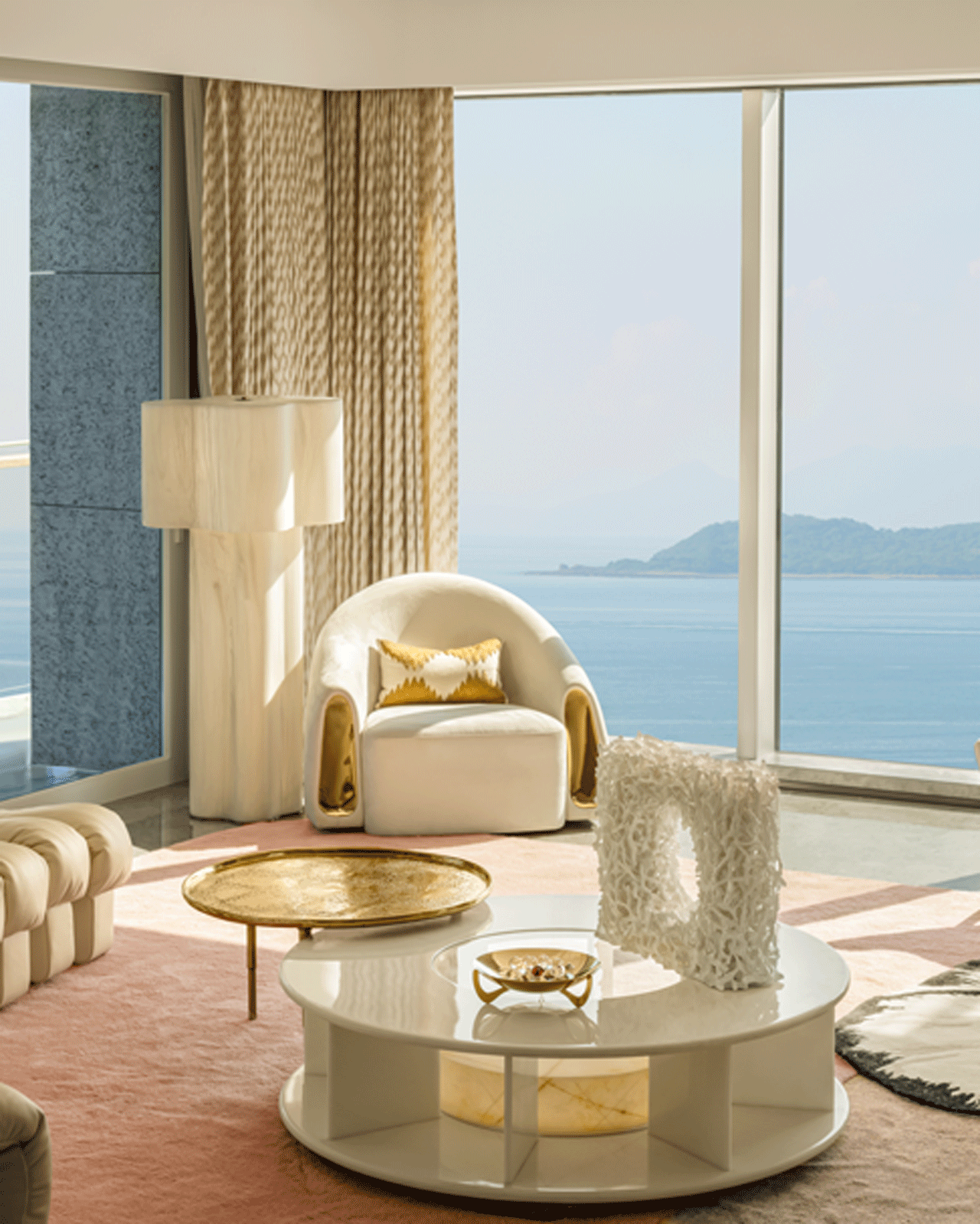 Muse of the Solitary Age