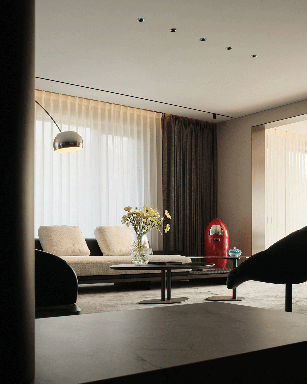 Dreamy Encounter: Modern Villa Living