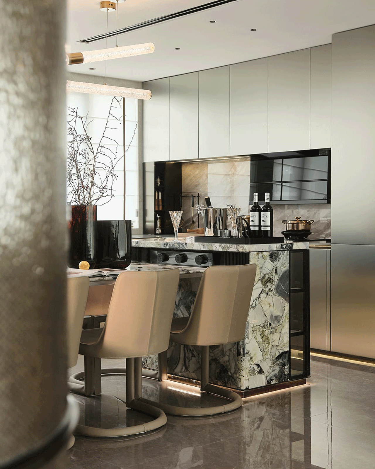 Green Marble Dining Tables: Modern Elegance